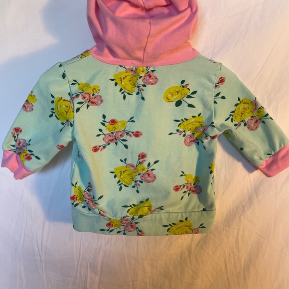 Infant floral long sleeved top with hood - Picture 8 of 8